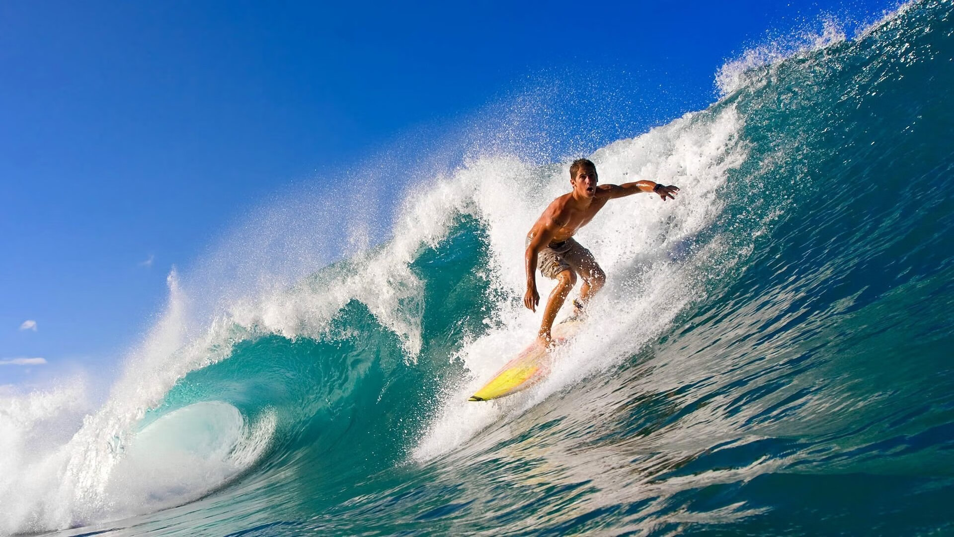 篮球赛场焦点！瑞士队对阵法国队，防守反击奏效，球队笑到最后